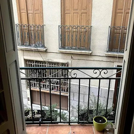 Colourful Townhouse In Mountain Village Square Ferienhaus Arles-sur-Tech